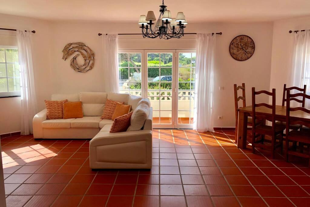 Golf, Beach & Pool House Amoreira  المظهر الخارجي الصورة